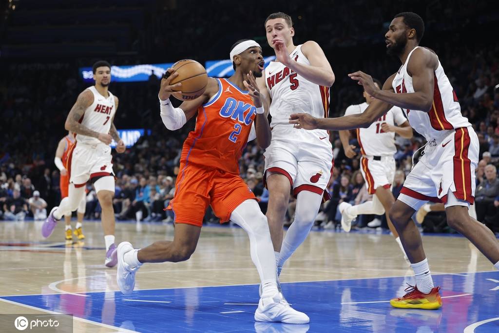 官方实力榜：雷霆重返榜马刺跌至第4 勇士第17